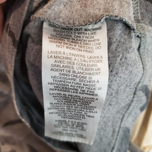 Adidas T-shirt‎ Boys Large 14-16 Gray Camo Cotton Blend Short Sleeves - Picture 4 of 7